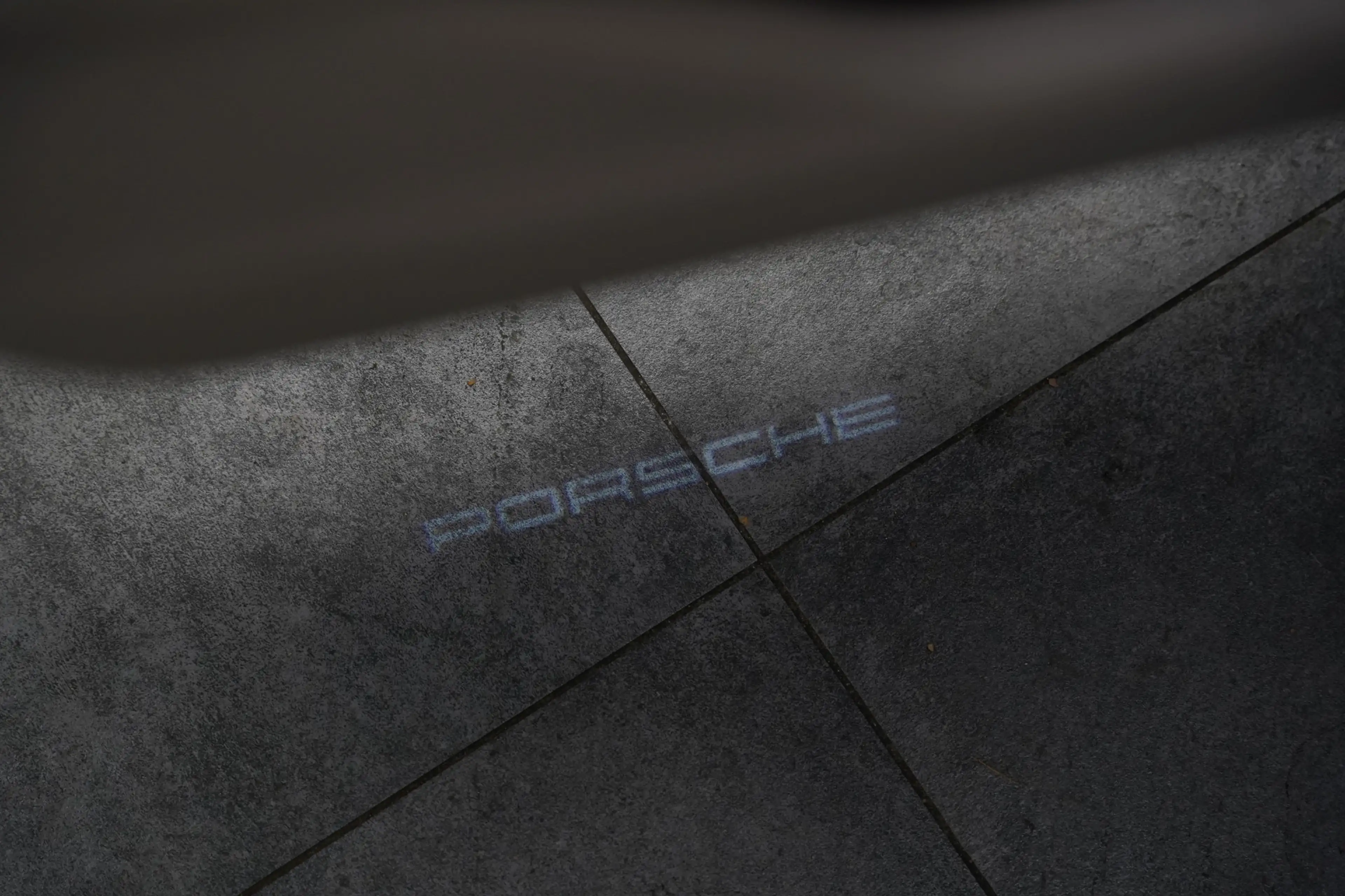 Porsche Taycan Performance 84 kWh ACC Panoramadak Leder Memory Se — photo 36