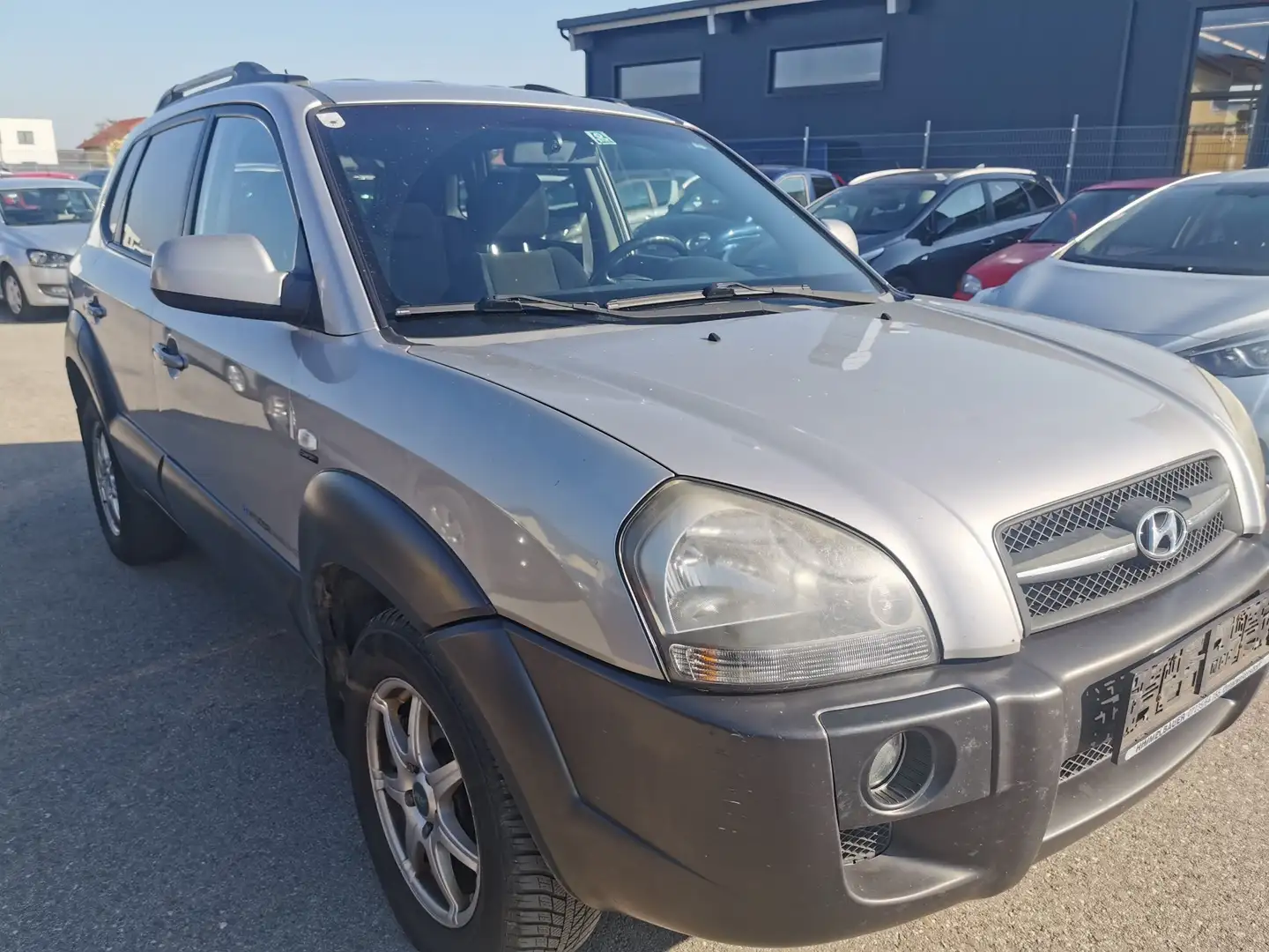Hyundai TUCSON 2,0 Comfort+ CRDi 2WD Gris - 2