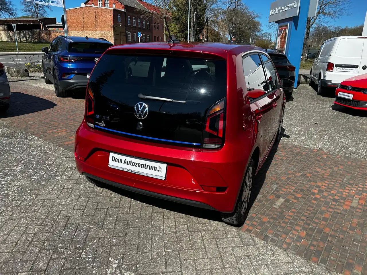 Volkswagen up! ! e-up! Style "Plus" 5