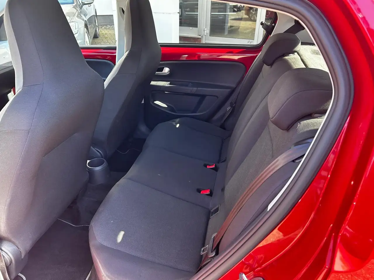Volkswagen up! ! e-up! Style "Plus" 12