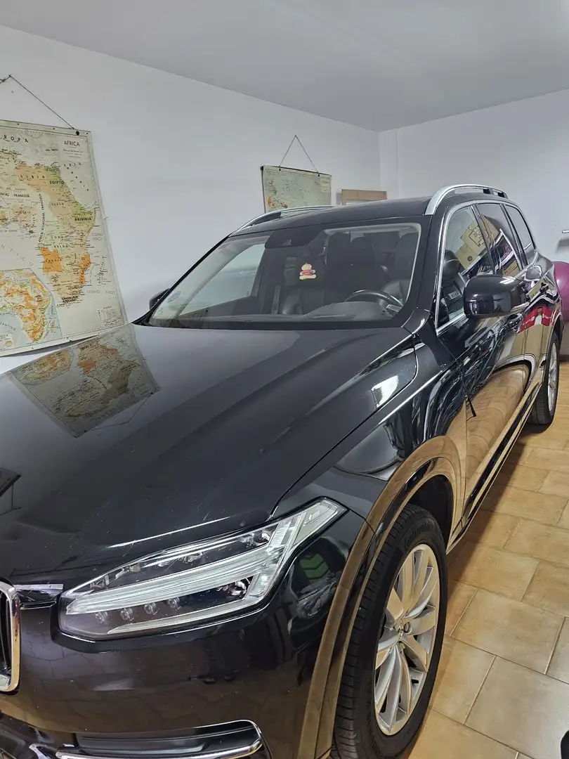 Volvo XC90 D5 Momentum AWD 235 Aut. 7 pl. (9.75) - 1
