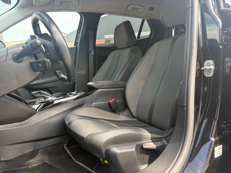 Peugeot 2008 1.5 BlueHDi Blue Lease Allure | EX BPM | Automaat — photo 6
