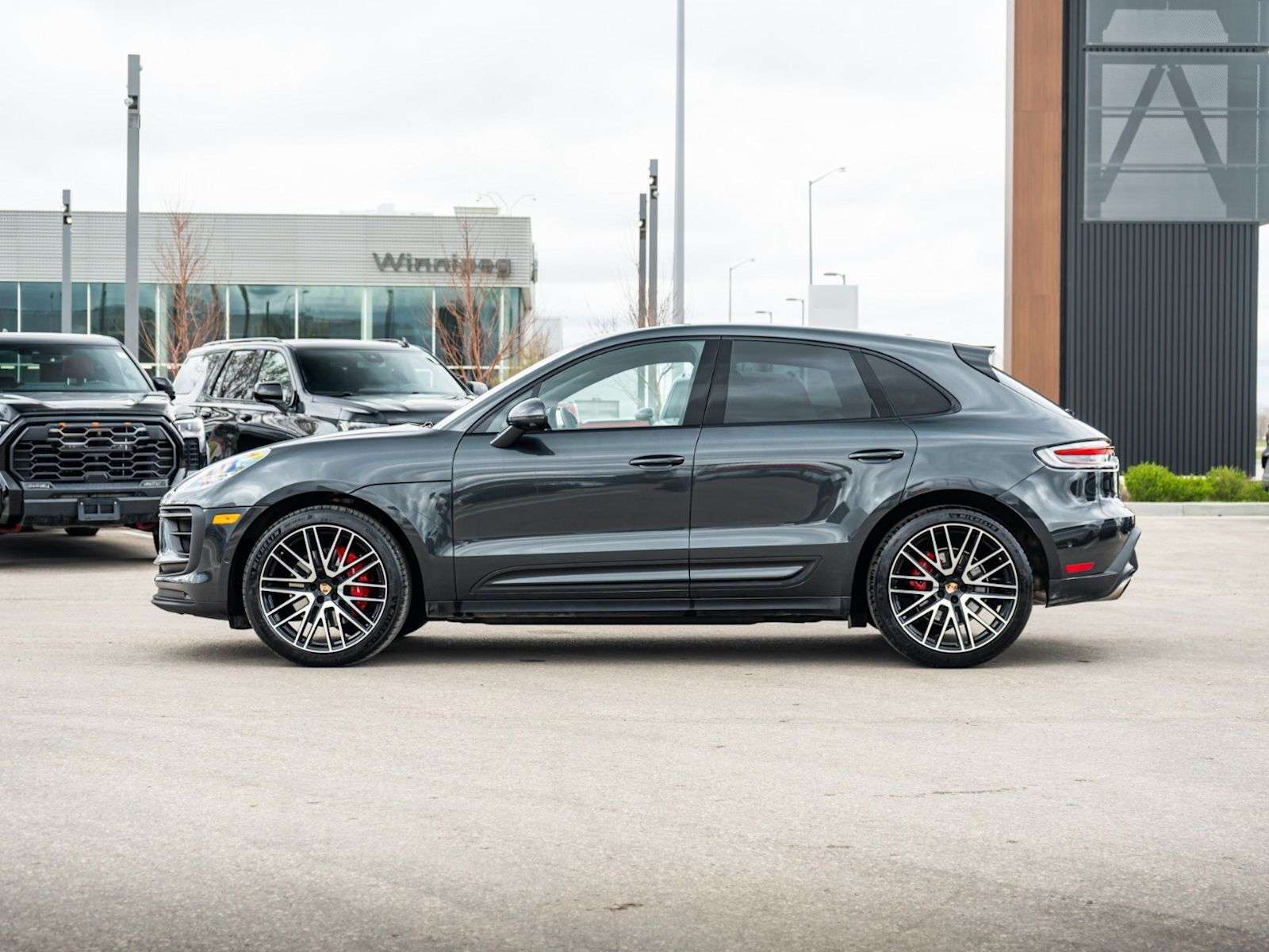 2026 Porsche Macan S w/Premium Plus/Full Leather/PASM/Bose Sound/360 alt 4
