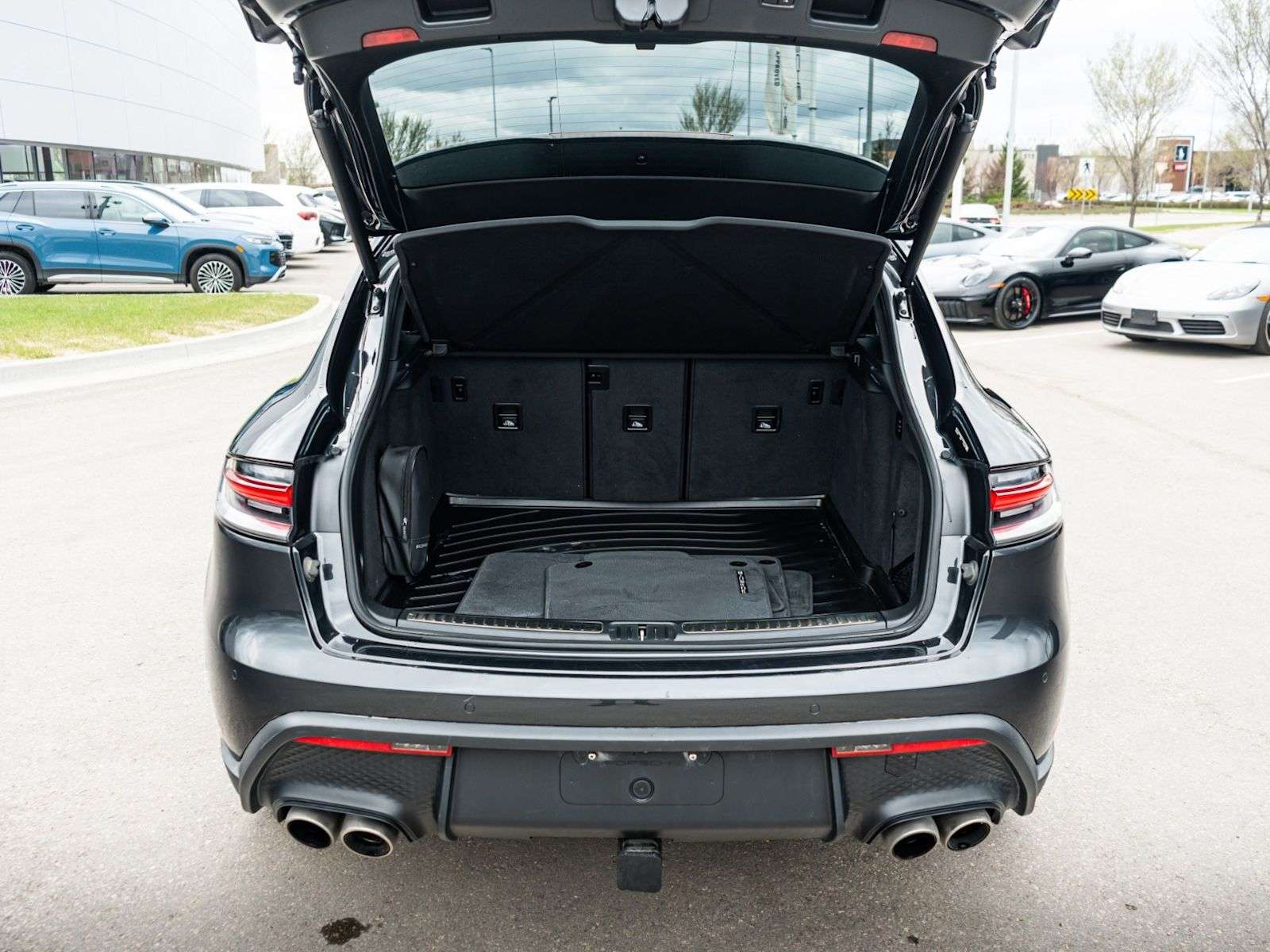 2026 Porsche Macan S w/Premium Plus/Full Leather/PASM/Bose Sound/360 thumb 11