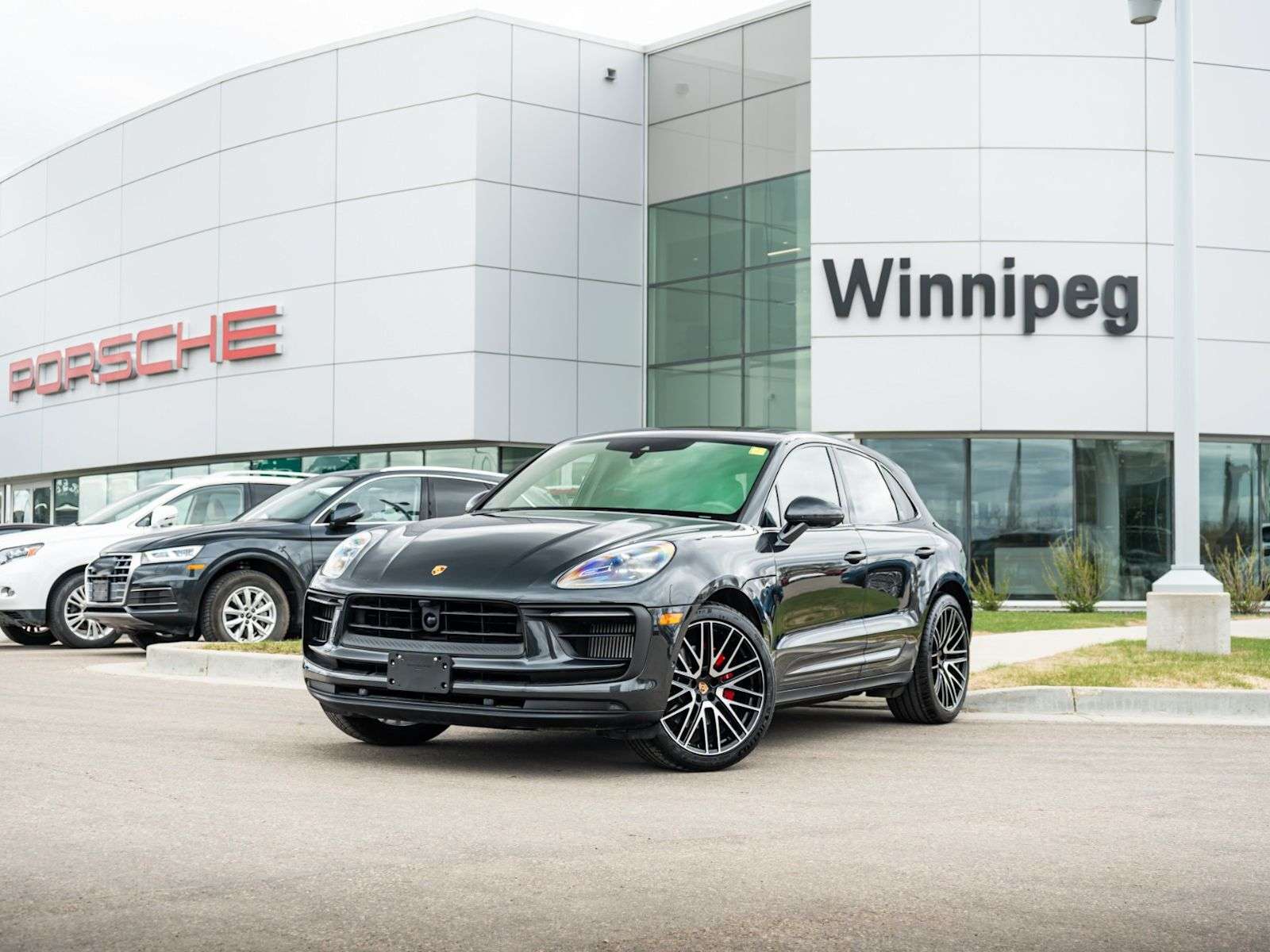 2026 Porsche Macan S w/Premium Plus/Full Leather/PASM/Bose Sound/360