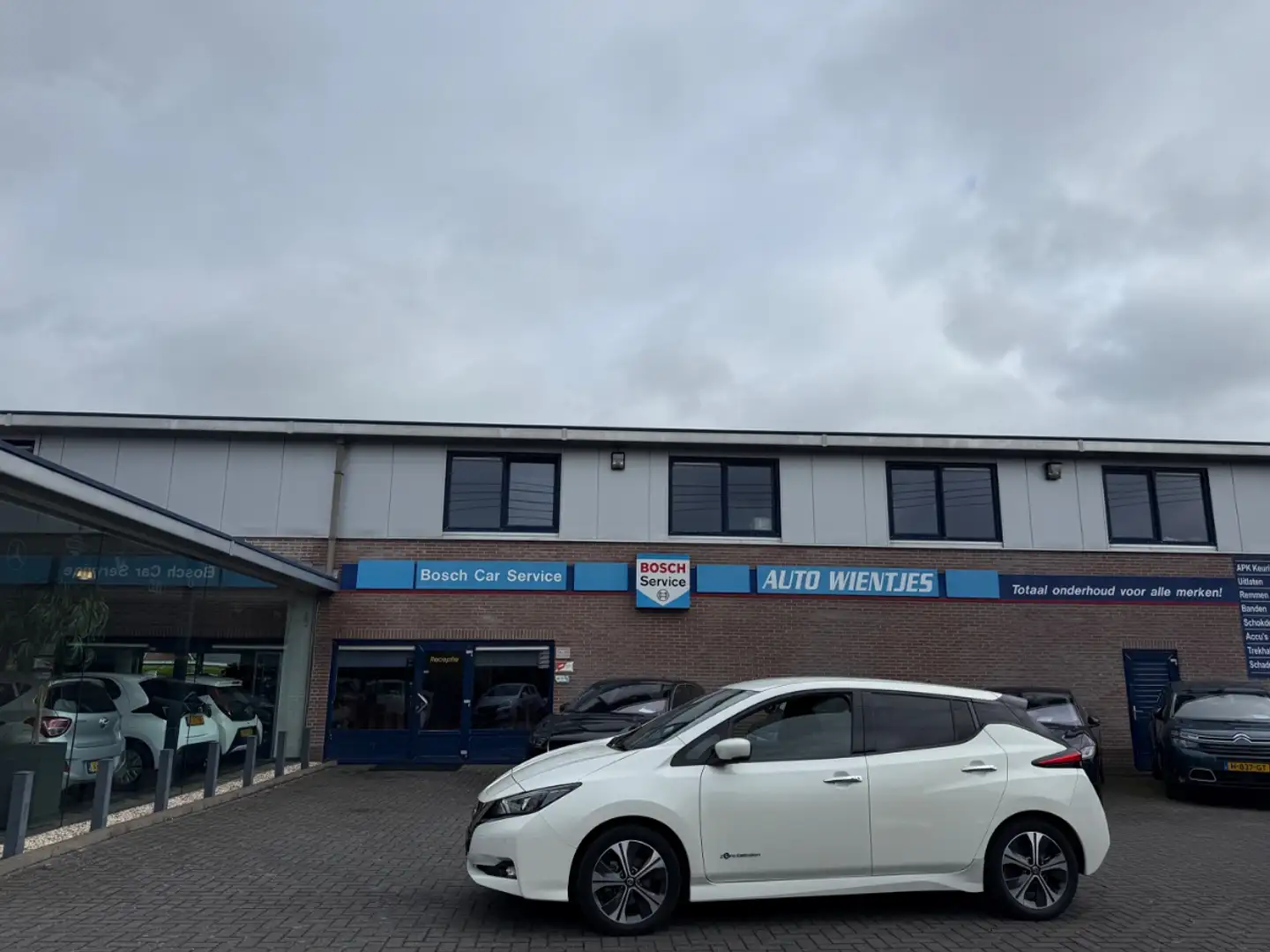 Nissan Leaf N-Connecta 40kWh | SoH 89% | Navi | Camera Blanc - 1