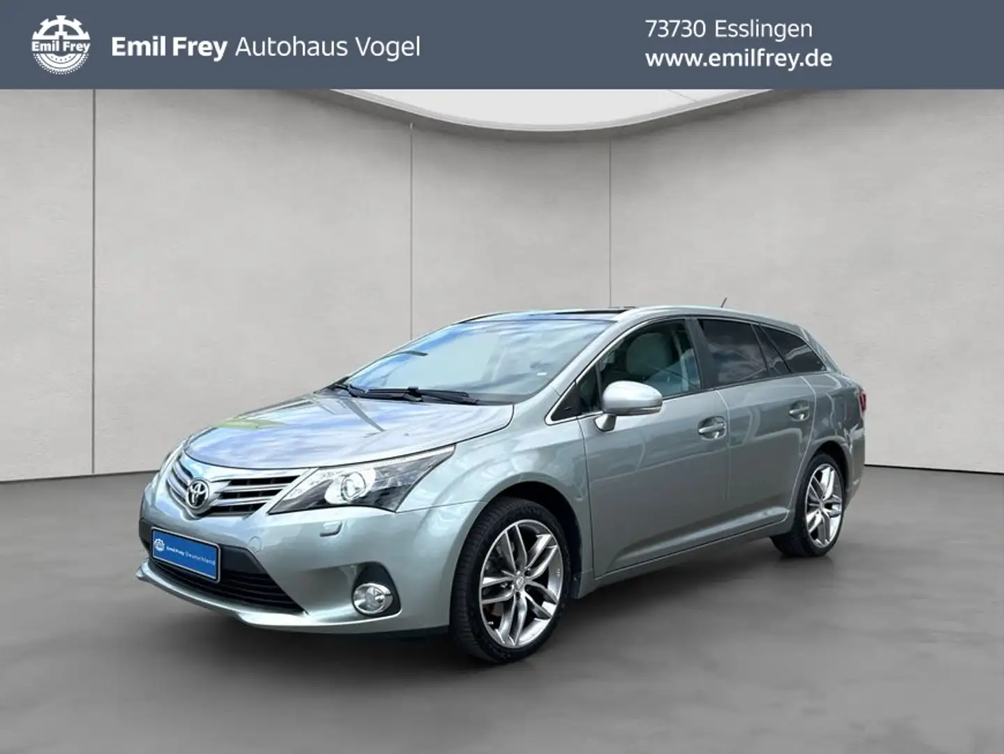 Toyota Avensis 1.8 Multidrive S Panoramadach Silber - 1