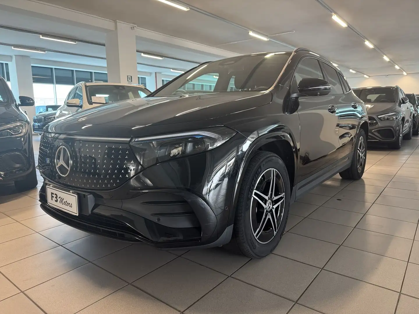 Mercedes-Benz EQA 250 EQA 250+ AMG Line Advanced Noir - 1