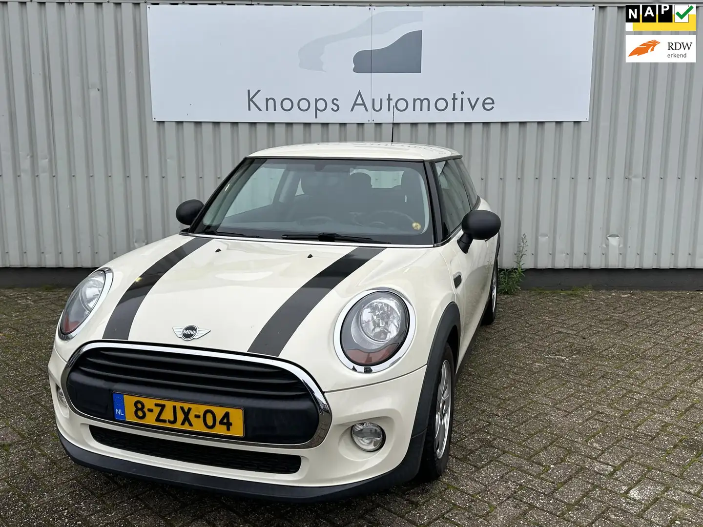 MINI One Mini 1.2 Salt Navigatie, Airco, NED Auto Wit - 1