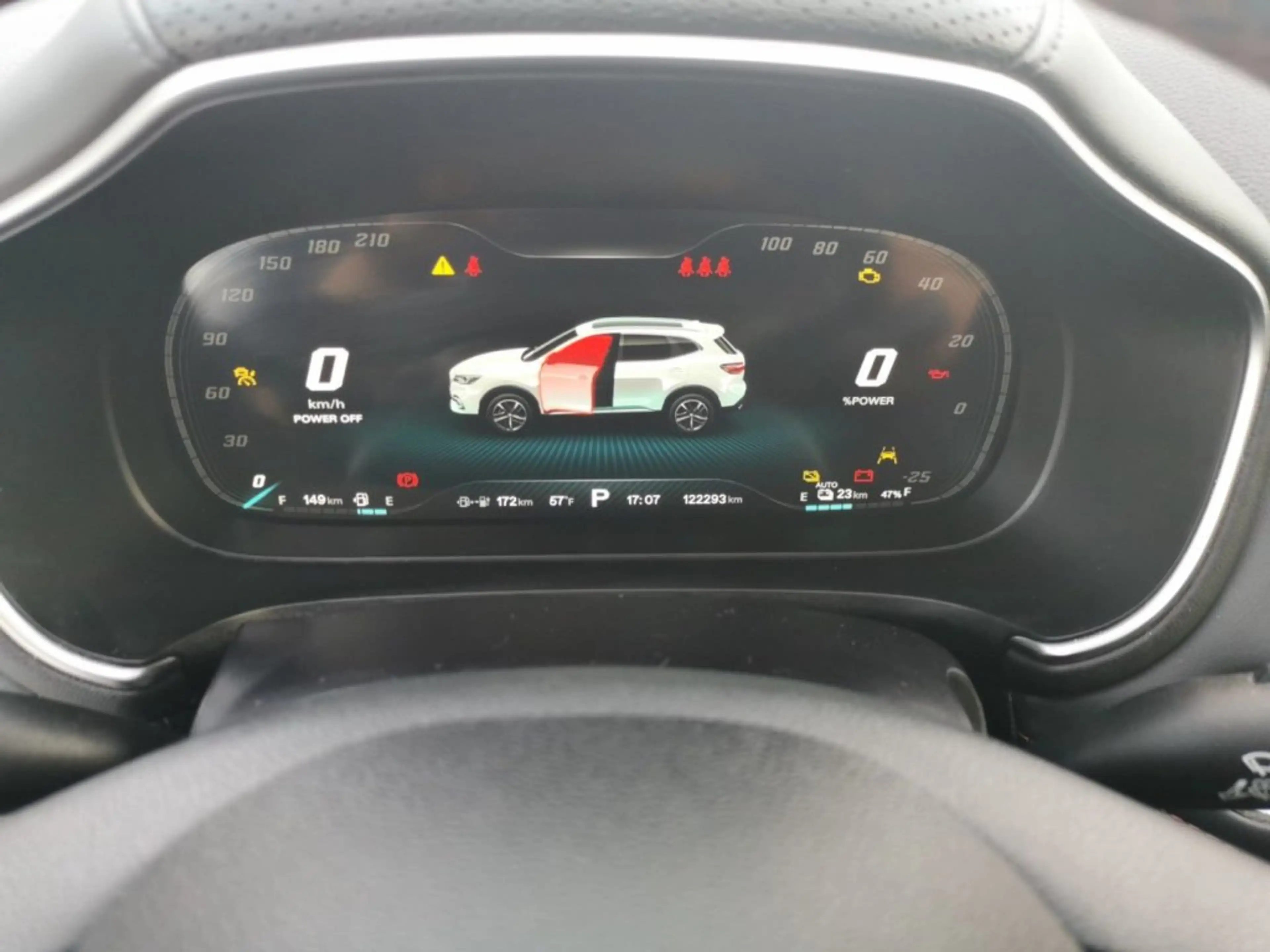 MG EHS 1,5T GDI PHEV Luxury Aut. — photo 10