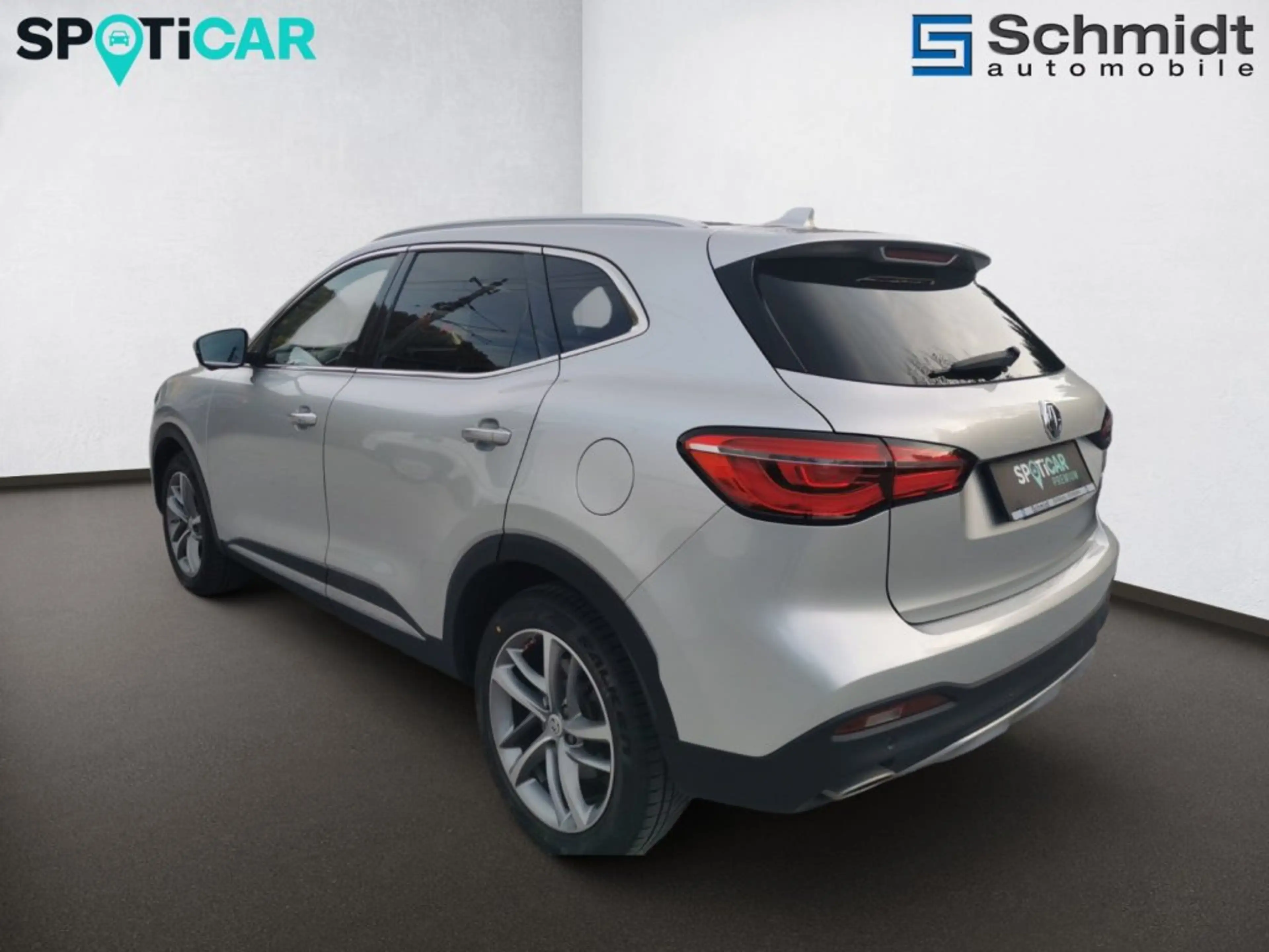 MG EHS 1,5T GDI PHEV Luxury Aut. — photo 3