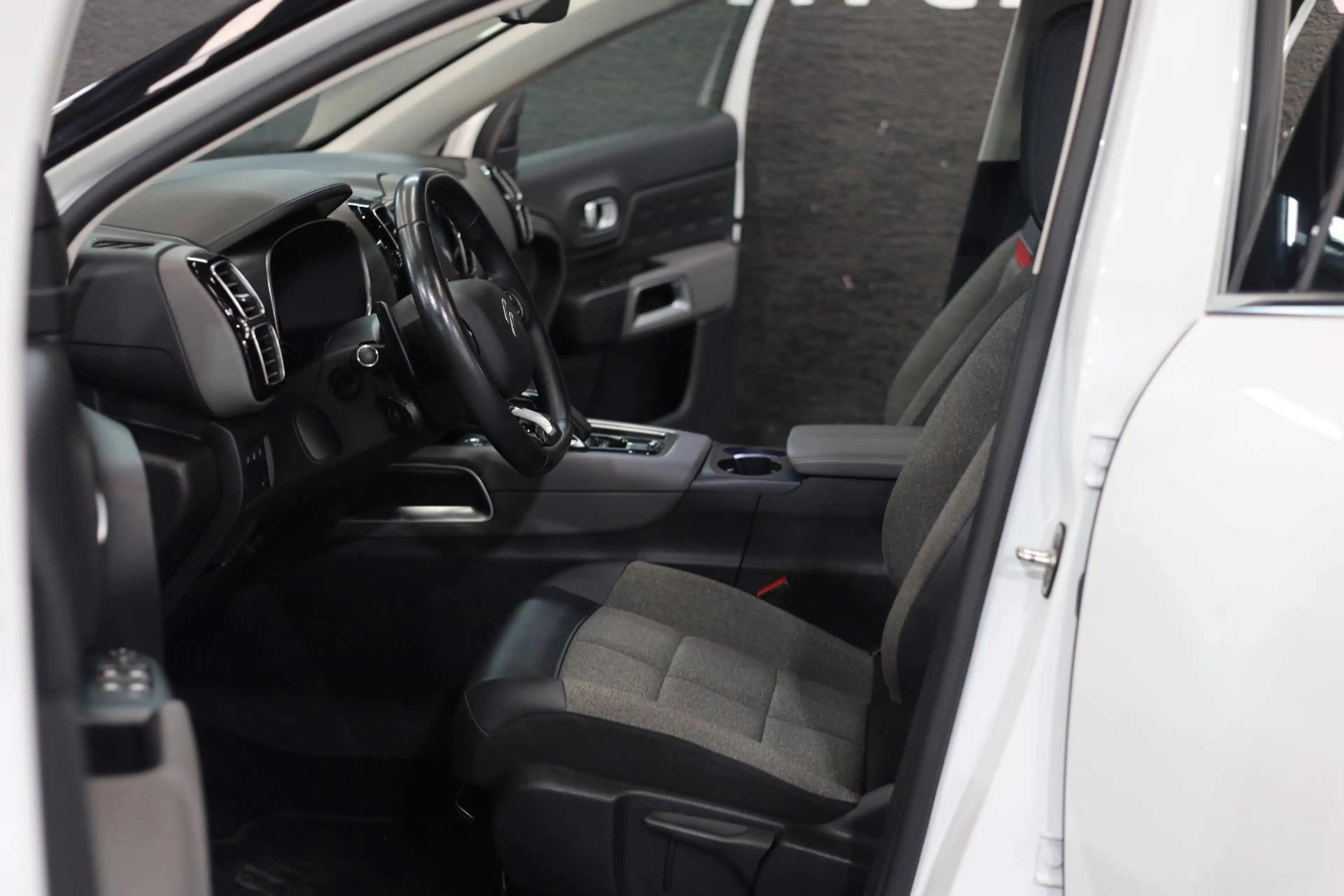 Citroen C5 Aircross Feel Pack Hybrid*Kamera — photo 2