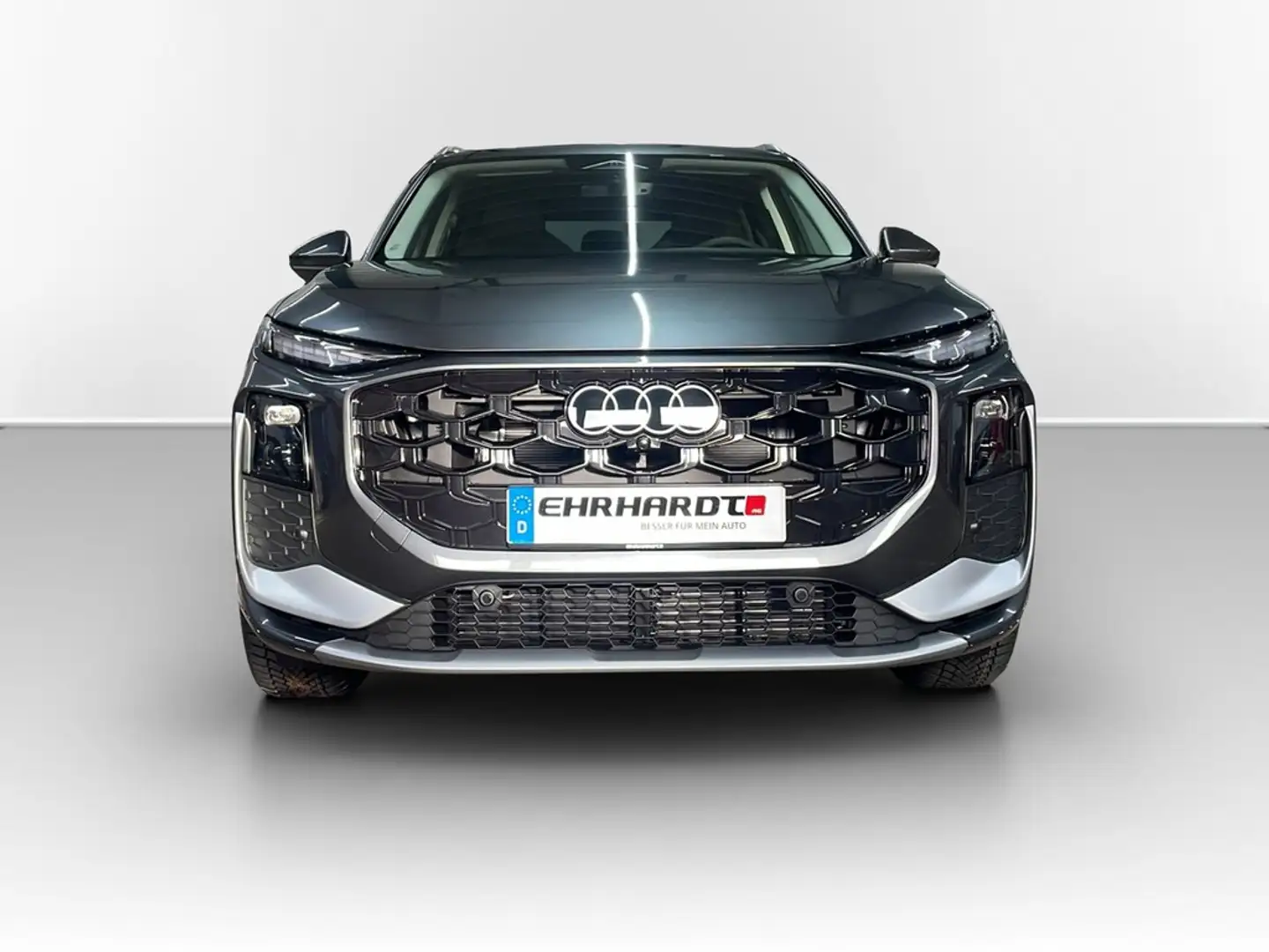 Audi Q3 SUV TFSI S tronic S line LED*NAV*SHZ*ACC*PDC*36... Grau - 2