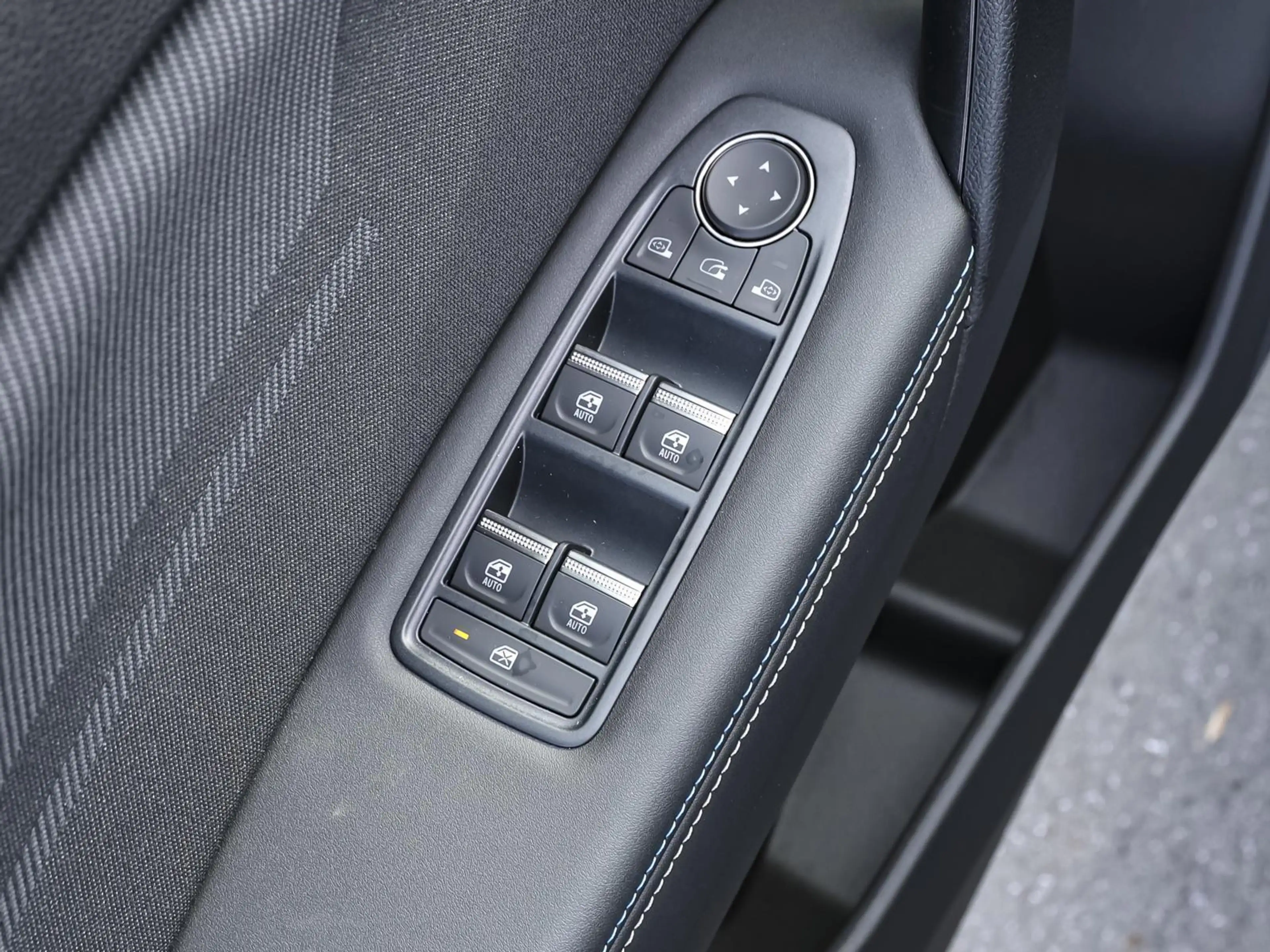 Renault Symbioz Esprit Alpine E-TECH Full Hybrid 160 — photo 10