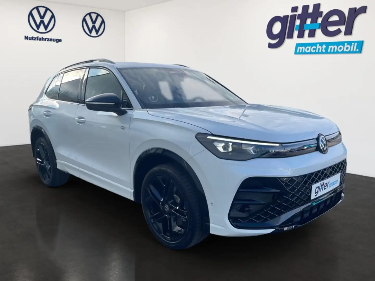 Volkswagen Tiguan 2.0 TDI 142 kW 4Motion R-Line EU6e HUD AD El. Pano Weiß - 2