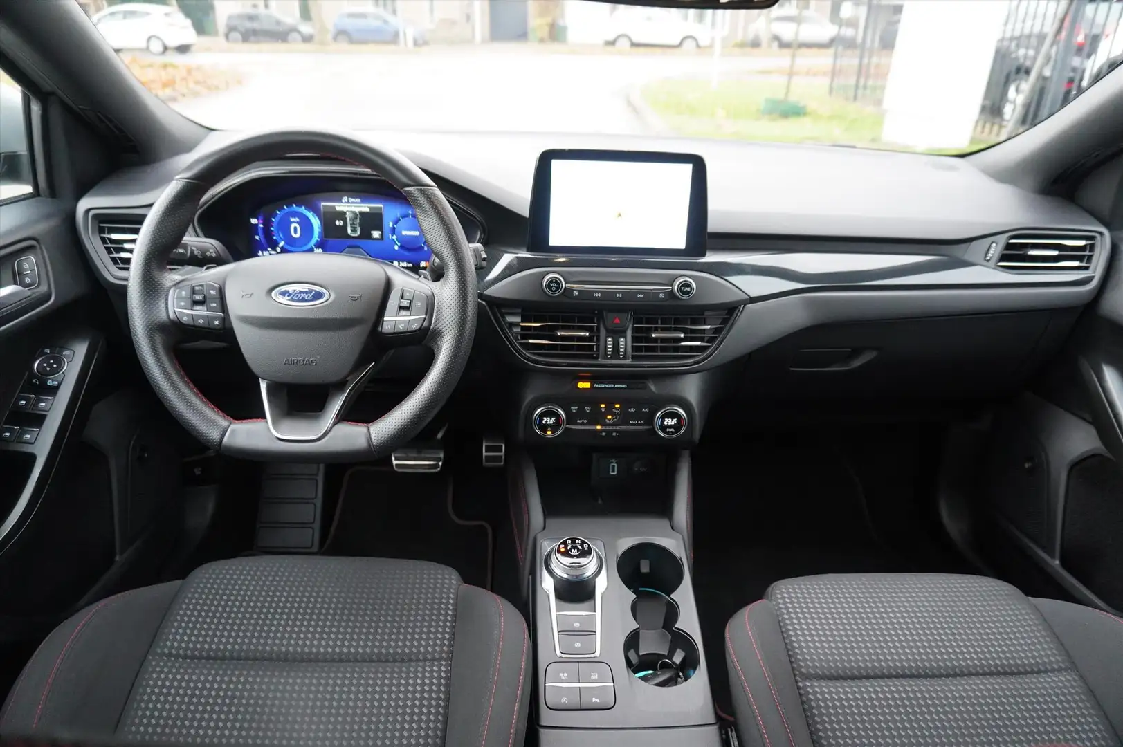 Ford Focus 1.5 EcoBoost 150pk Automaat ST Line X Buss Apple C Grau - 2