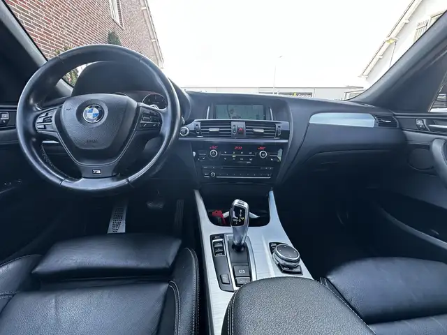 BMW X3 view 2