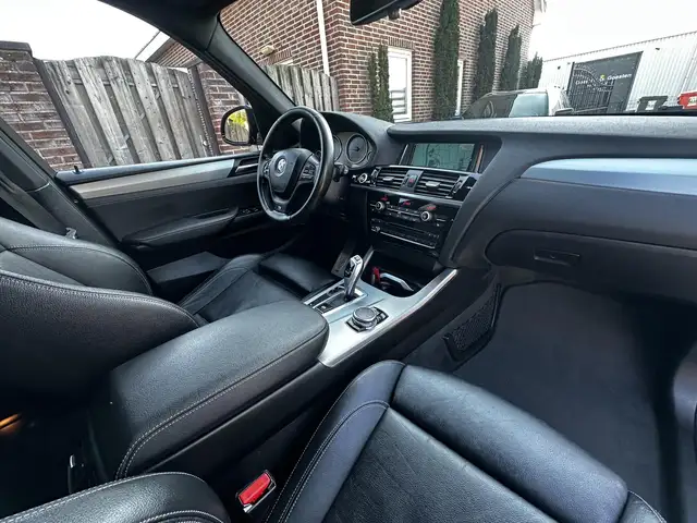 BMW X3 view 17