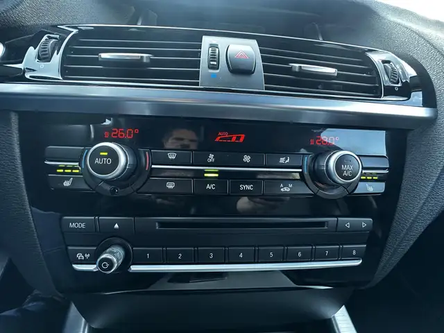 BMW X3 view 14