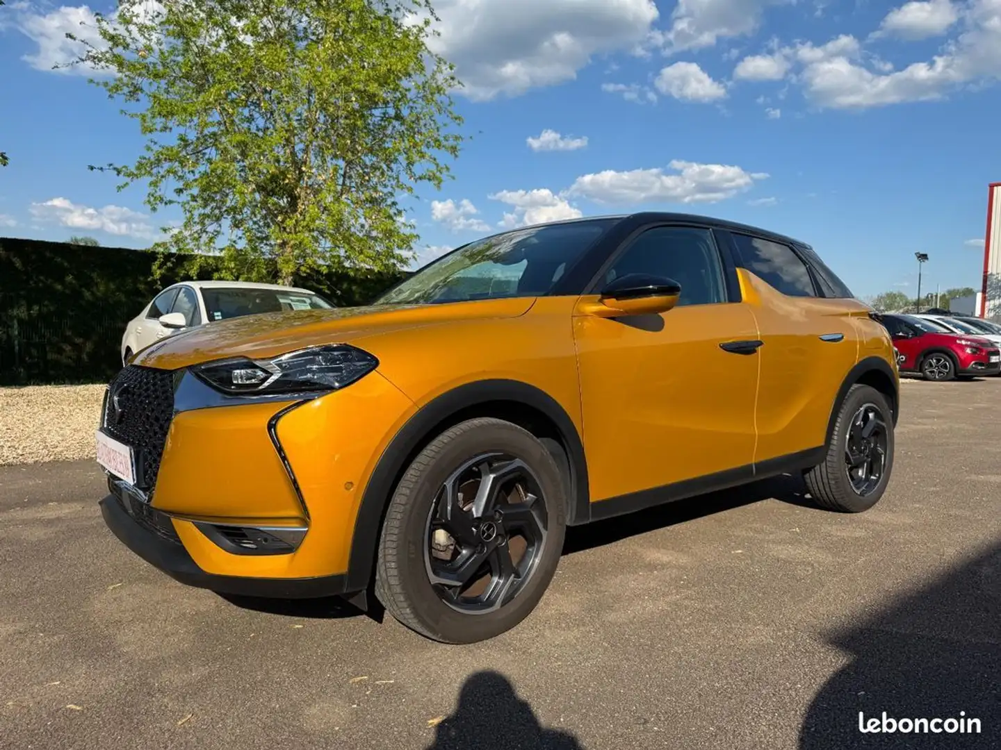 DS Automobiles DS 3 Crossback 1.2 PTEC 130 CH EAT8 Grand Chic Jaune - 1
