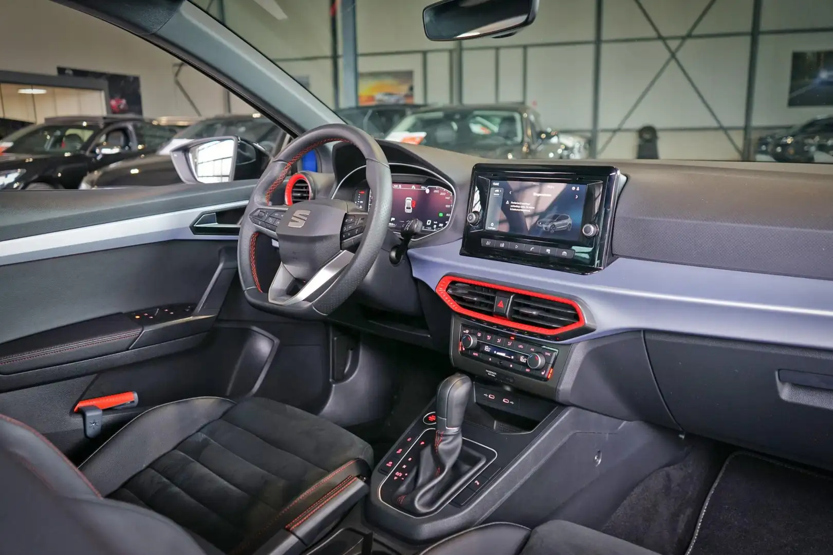 SEAT Ibiza 1.0 EcoTSI FR Business Connect | PANO | LED | DSG Blauw - 2
