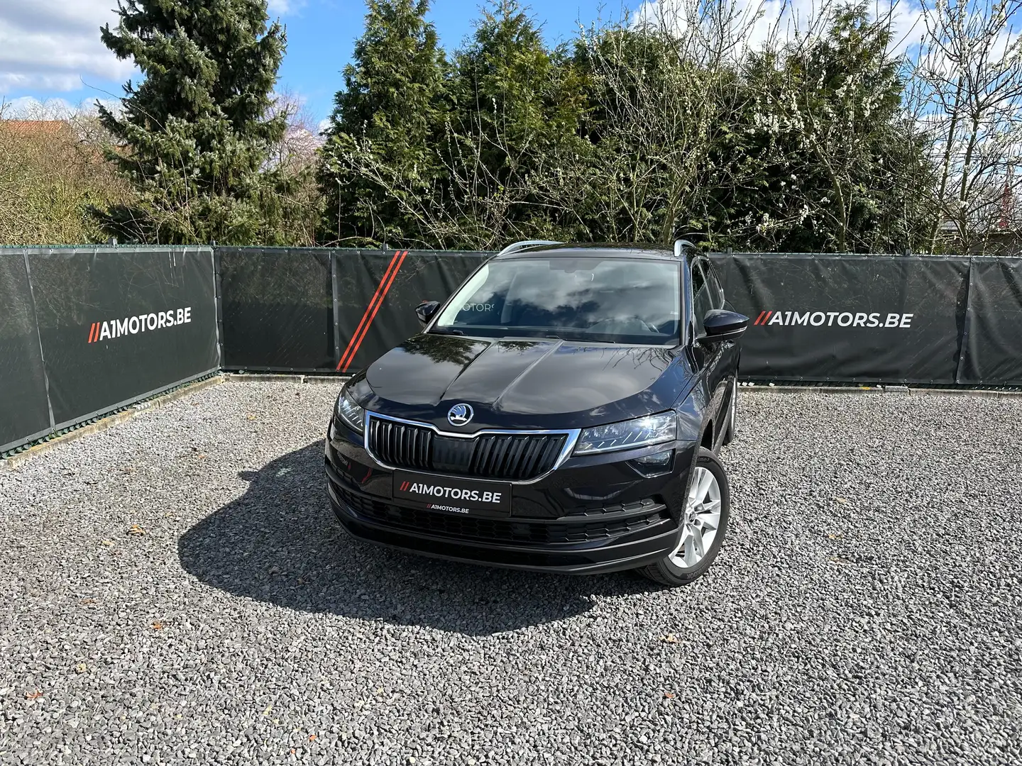 Skoda Karoq | AIRCO | NAVI | CC | ZETEL VW + STUUR Noir - 1