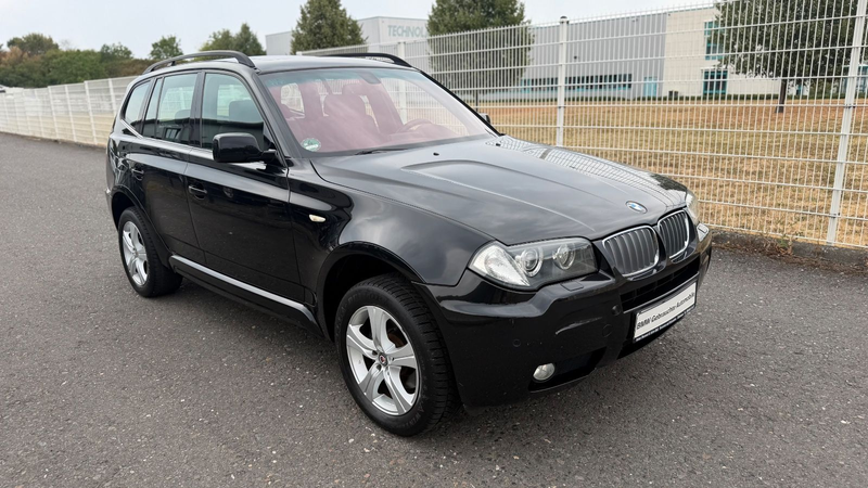 BMW X3 2.5 Si M-Sport Autom./Navi/Panorama/Leder/AHK — photo 2