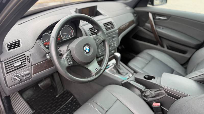 BMW X3 2.5 Si M-Sport Autom./Navi/Panorama/Leder/AHK — photo 5