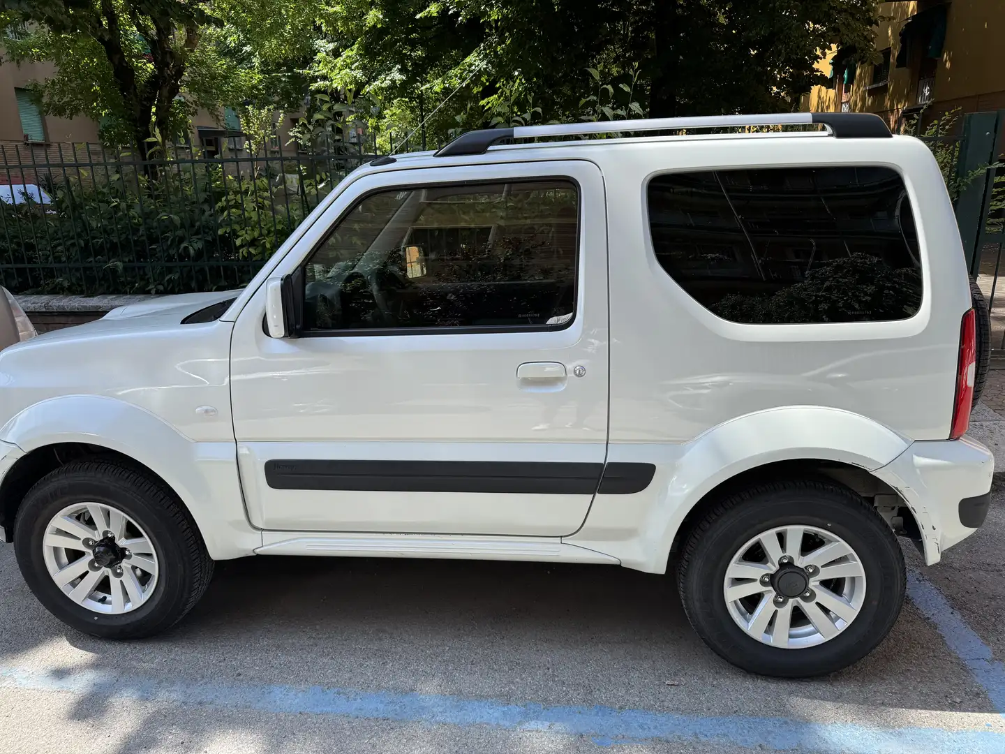 Suzuki Jimny 1.3 vvt Evolution+ 4wd - 2