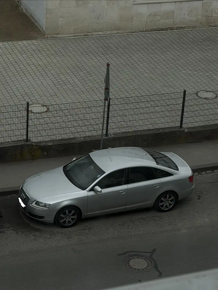 Audi A6 2.7 TDI quattro (132kW) — photo 1 of 8