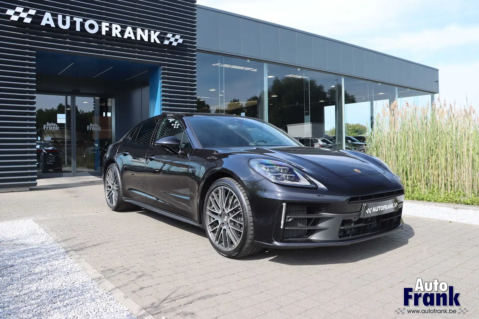 Porsche Panamera 4 E-Hybrid / PANO / SFT-CLS / INNO DRIVE / MATRIX Zwart - 1