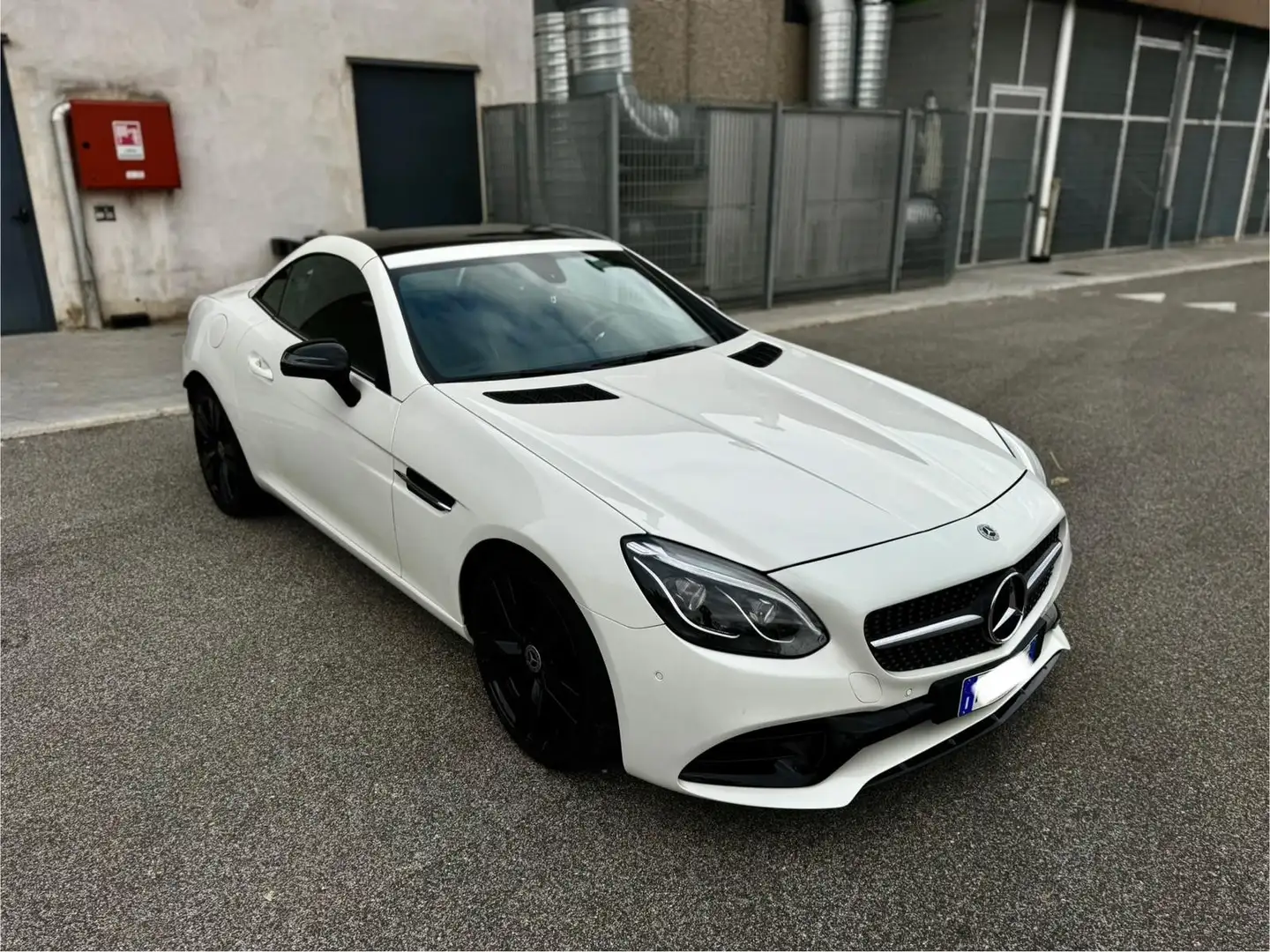 Mercedes-Benz SLC 250 d AMG Line auto - 2