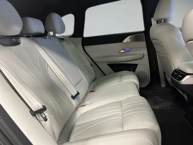 Xpeng G9 Long Range Ansicht 20