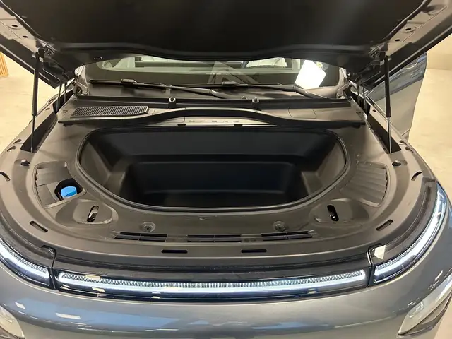 Xpeng G9 Long Range Ansicht 31