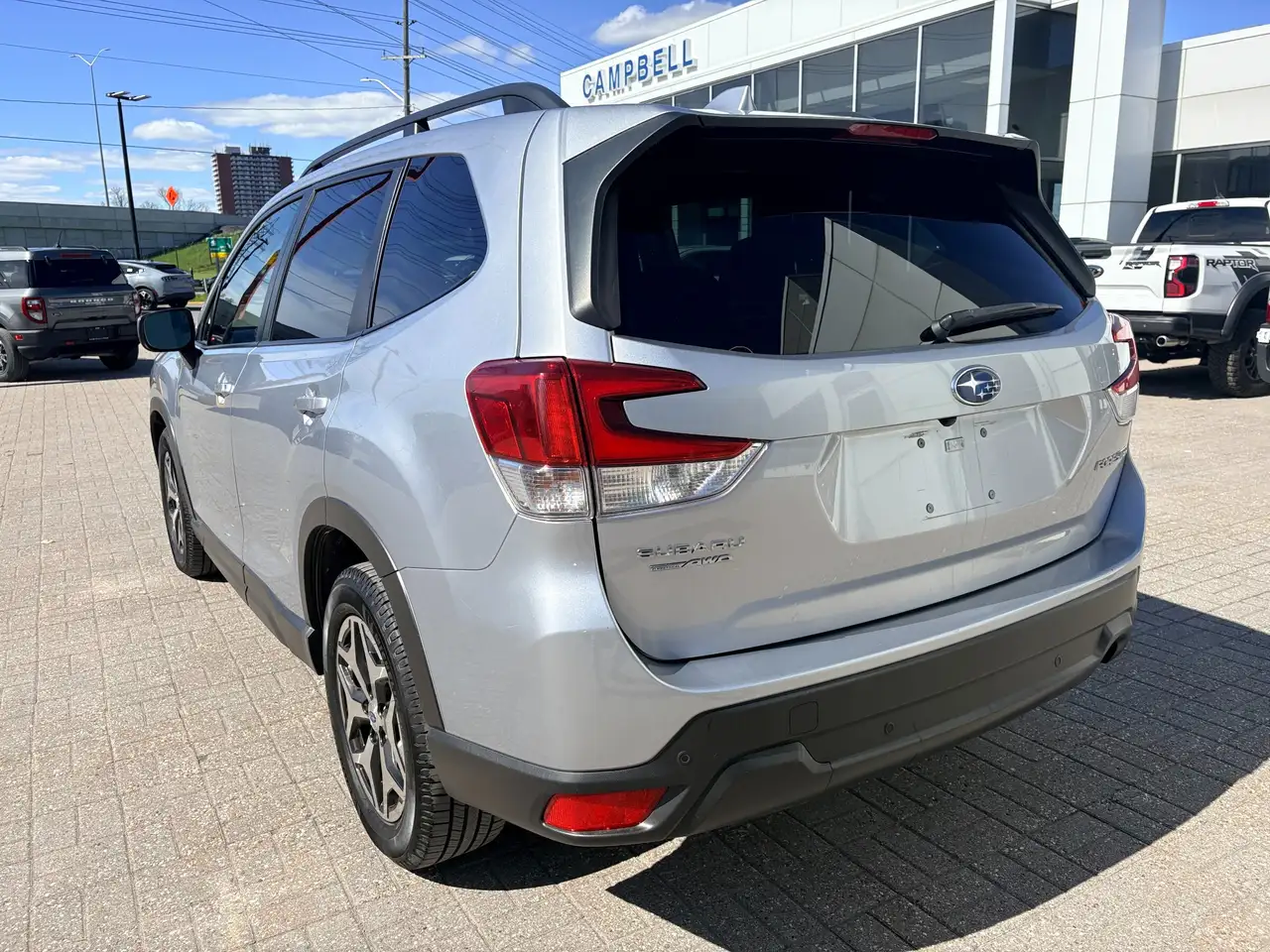 Subaru Forester снимка Subaru Forester