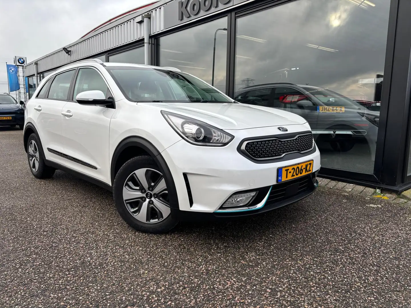 Kia Niro 1.6 GDi PHEV 141pk DCT6 DynamicLine Wit - 2
