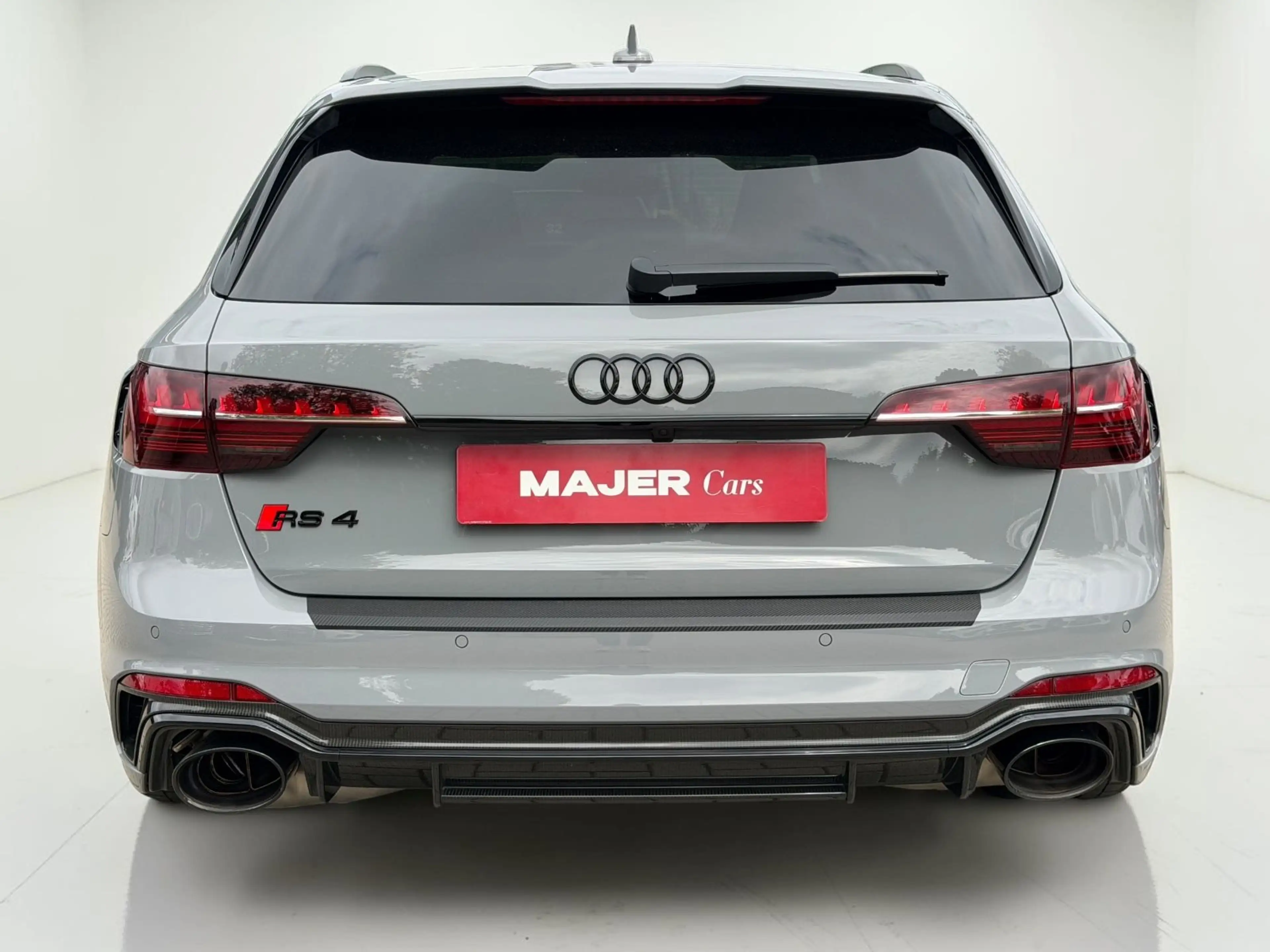 Audi RS4 Avant CARBON*KERAMIK*B&O*HUD*VOLLVOLLVOLL — photo 10