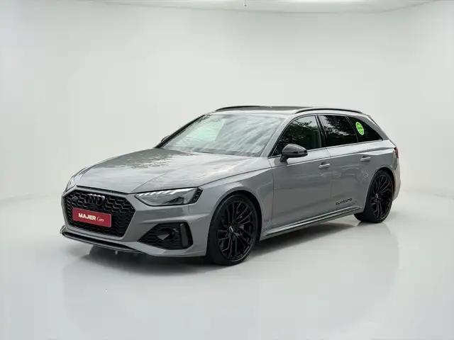 Audi RS4 Avant CARBON*KERAMIK*B&O*HUD*VOLLVOLLVOLL
