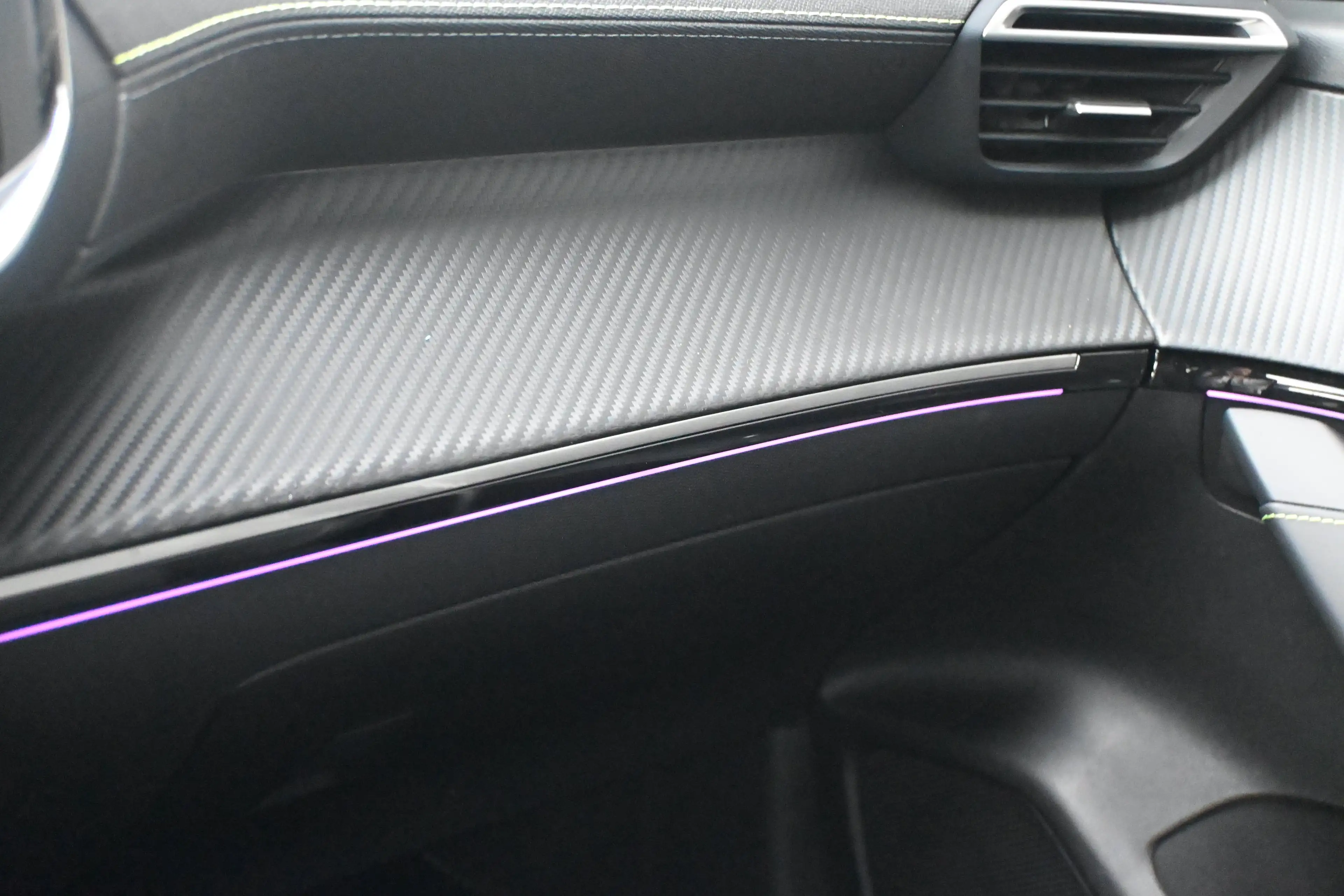 Peugeot 208 1.2 Hybrid 110 e-DCS6 GT tot 8 Jaar Garantie! | Na — photo 29