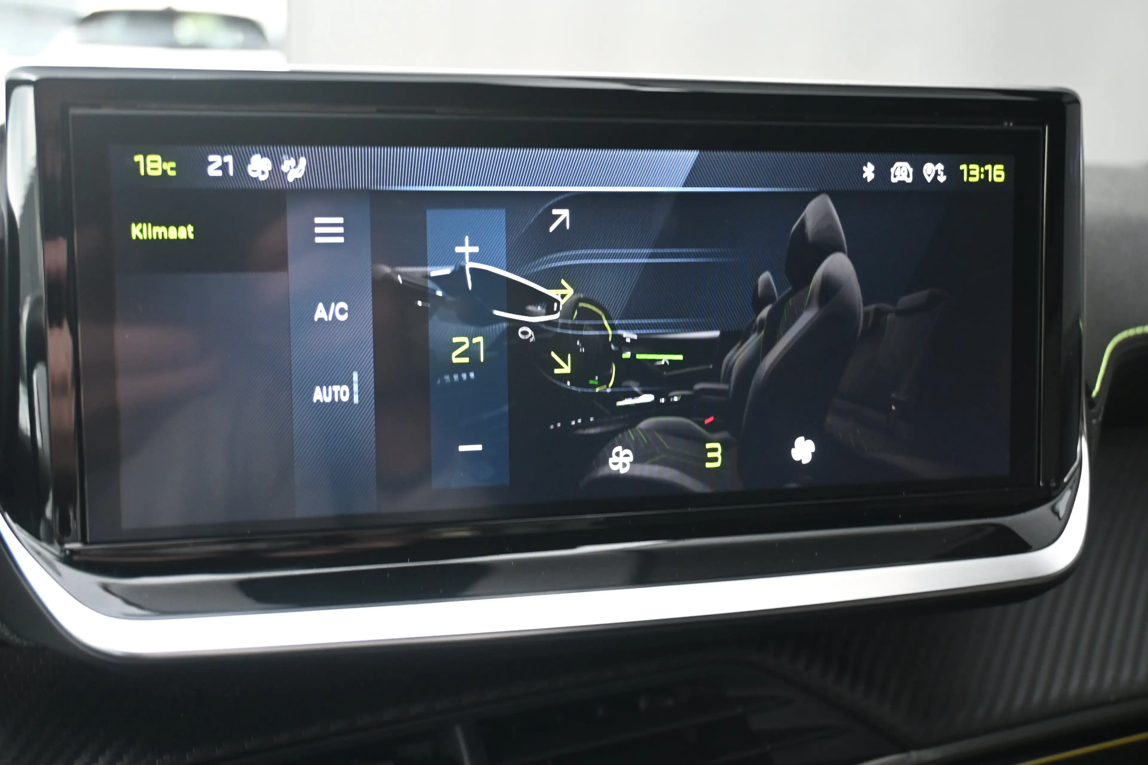 Peugeot 208 1.2 Hybrid 110 e-DCS6 GT tot 8 Jaar Garantie! | Na — photo 23