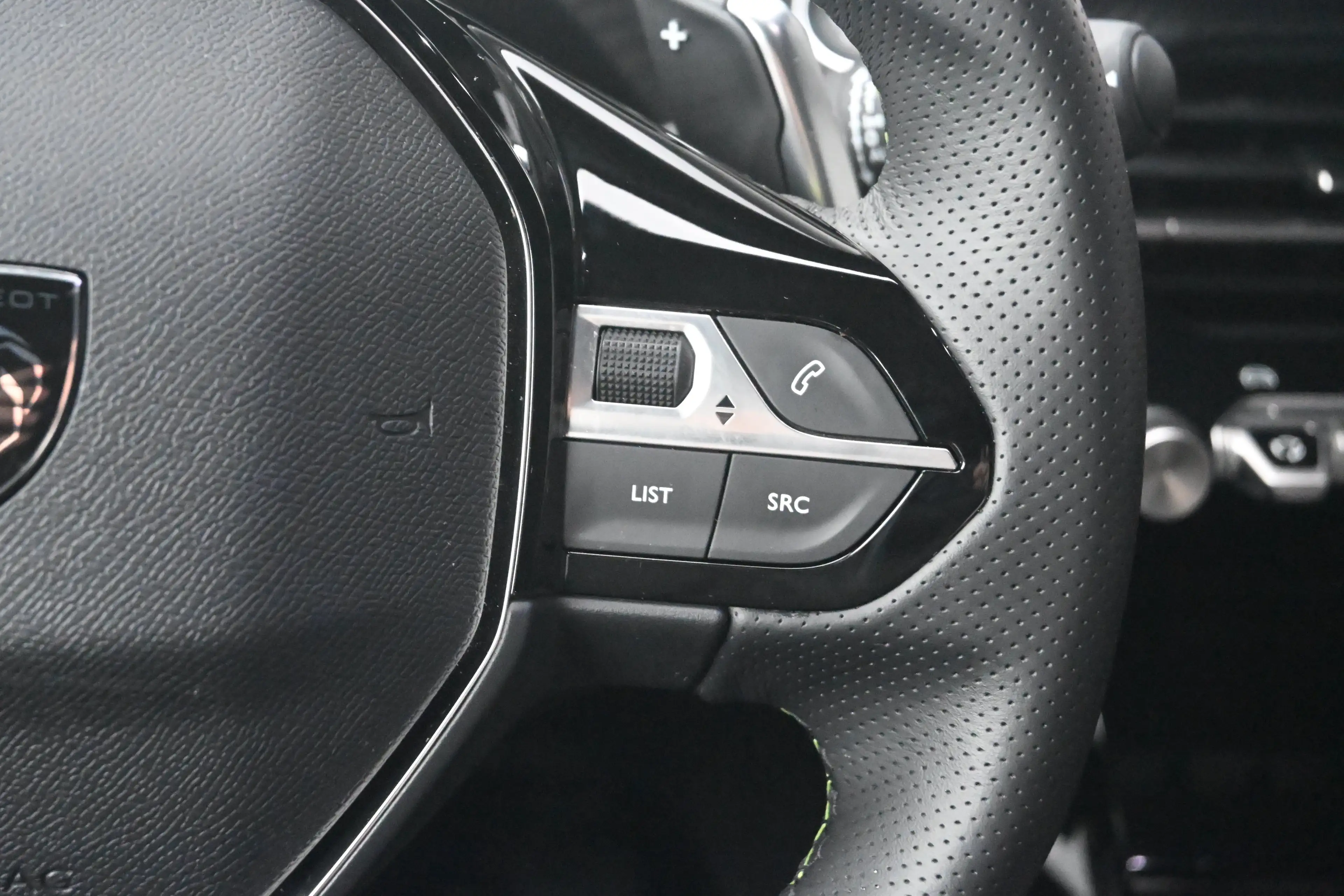 Peugeot 208 1.2 Hybrid 110 e-DCS6 GT tot 8 Jaar Garantie! | Na — photo 14