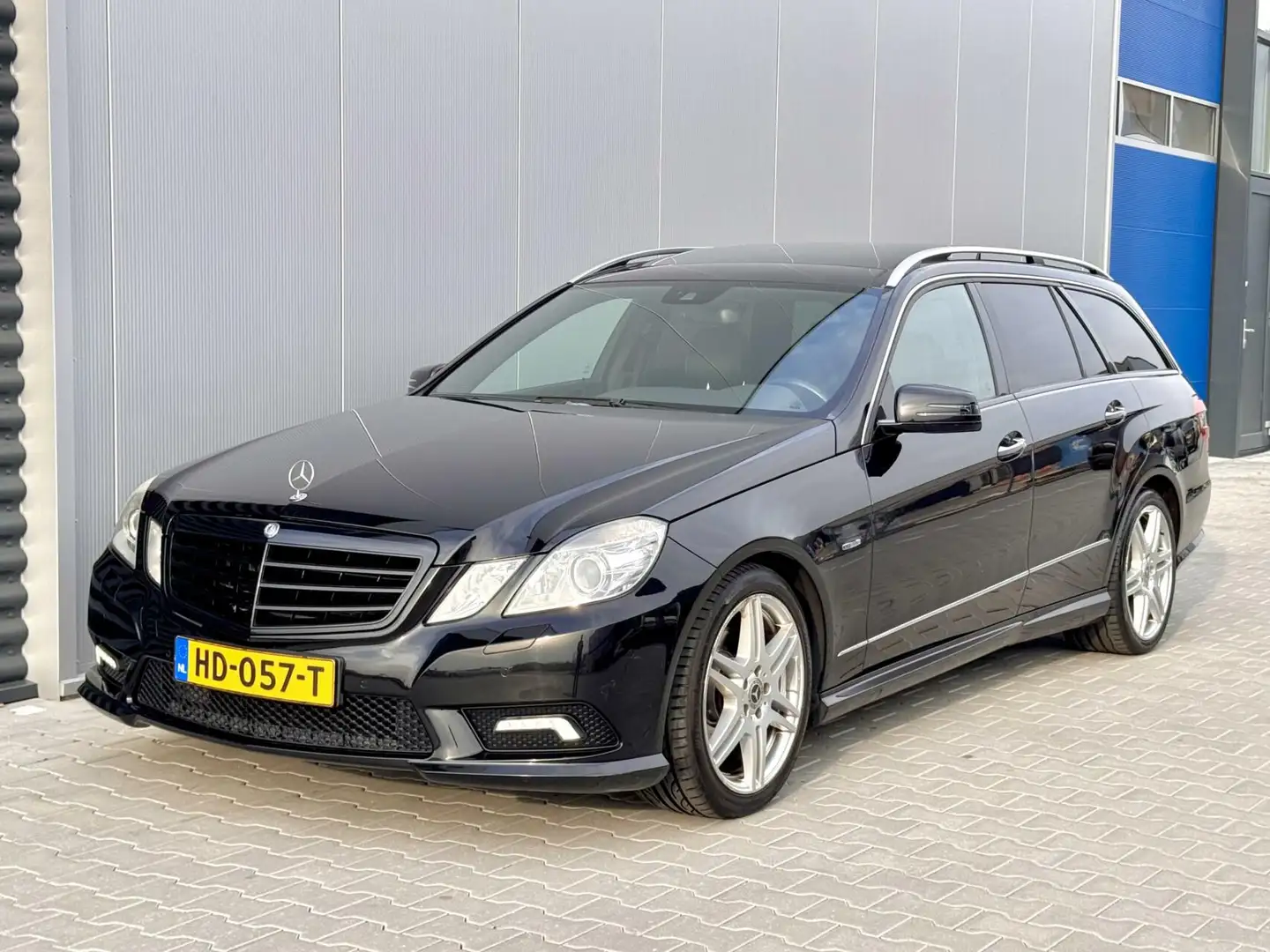 Mercedes-Benz E 350 Estate CGI Avantgarde | AMG Pakket | Zwart - 1