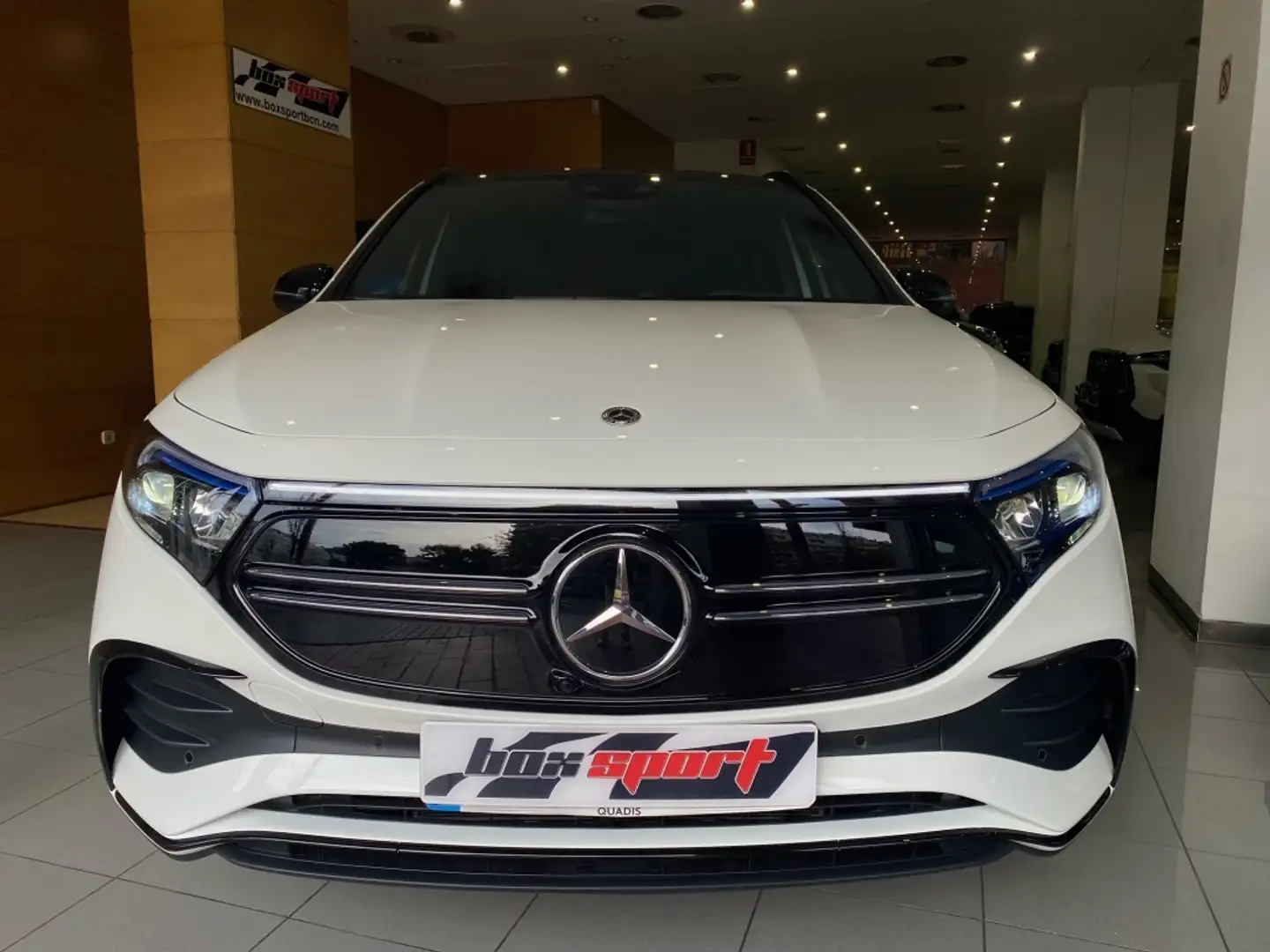 Mercedes-Benz EQA 350 4matic Blanc - 2