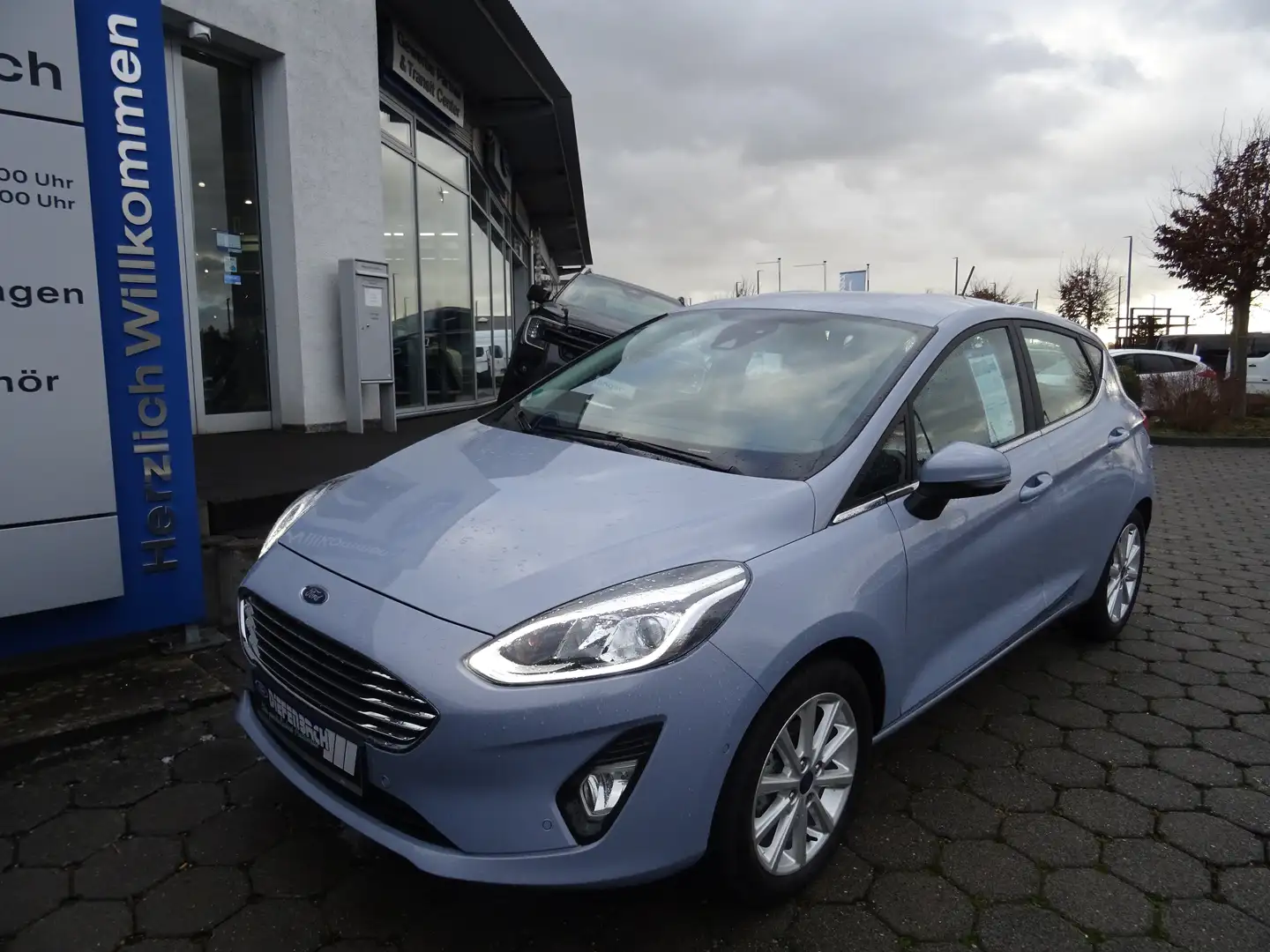 Ford Fiesta 1.0 Ecoboost Titanium +Winter-Paket Blau - 1