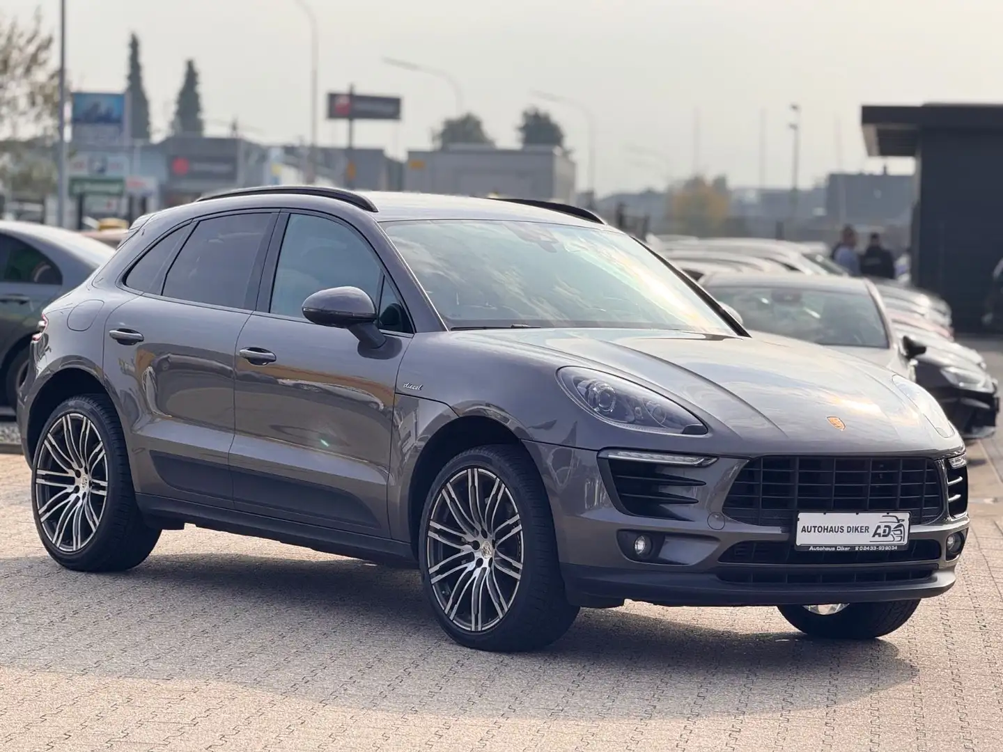 Porsche Macan S Diesel Grau - 2