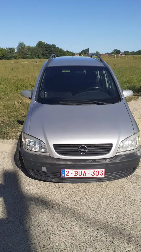 Opel Zafira 2.0 DTH DTi 16v Comfort, foto 4