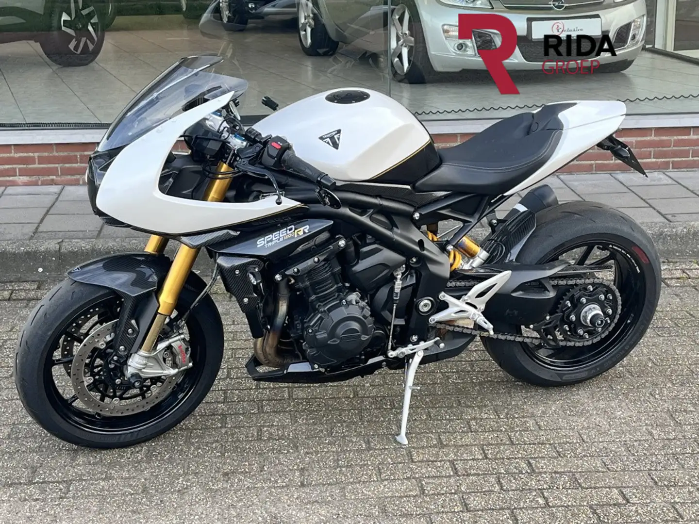 Triumph Speed Triple 1200 RR Blanc - 1
