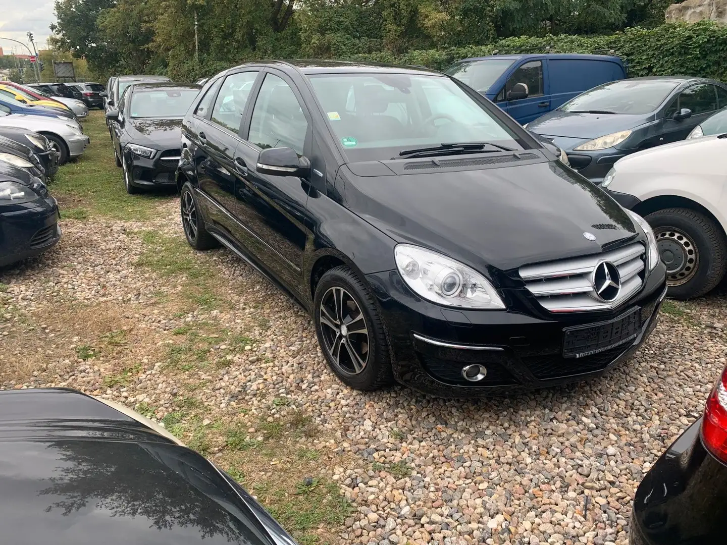 Mercedes-Benz B 180 B-Klasse180.2Hand+Klima+Neu TÜV+1Jahar Garantie Schwarz - 1