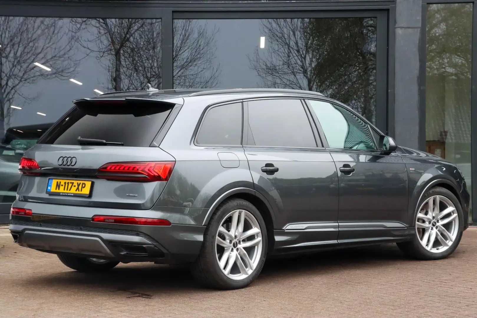 Audi Q7 55 TFSI e Quattro S Line 340pk | B&O Audio | | Bla Grijs - 2