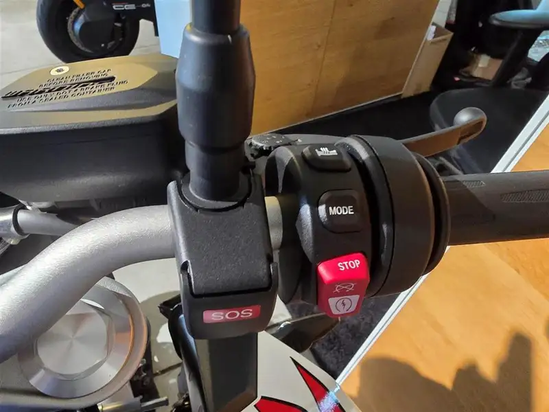 BMW F 900 R - foto 5